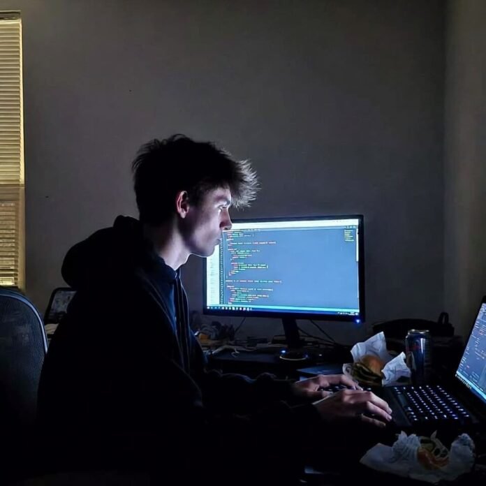 Late-night STEM grind in messy American apartment Late-night STEM grind in messy American apartment